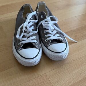Converse Sneakers in Gray and White